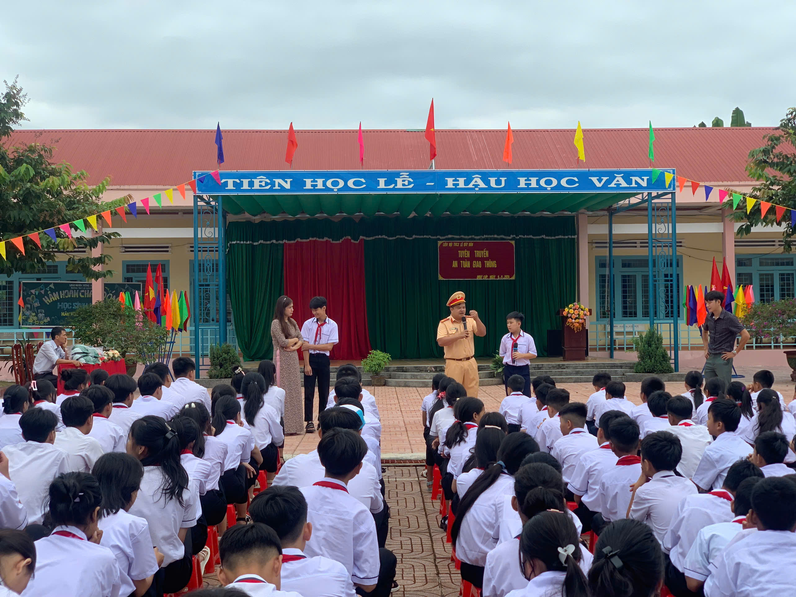 z5812716485298_d890a12046040e60acf5585c9c89a7c8