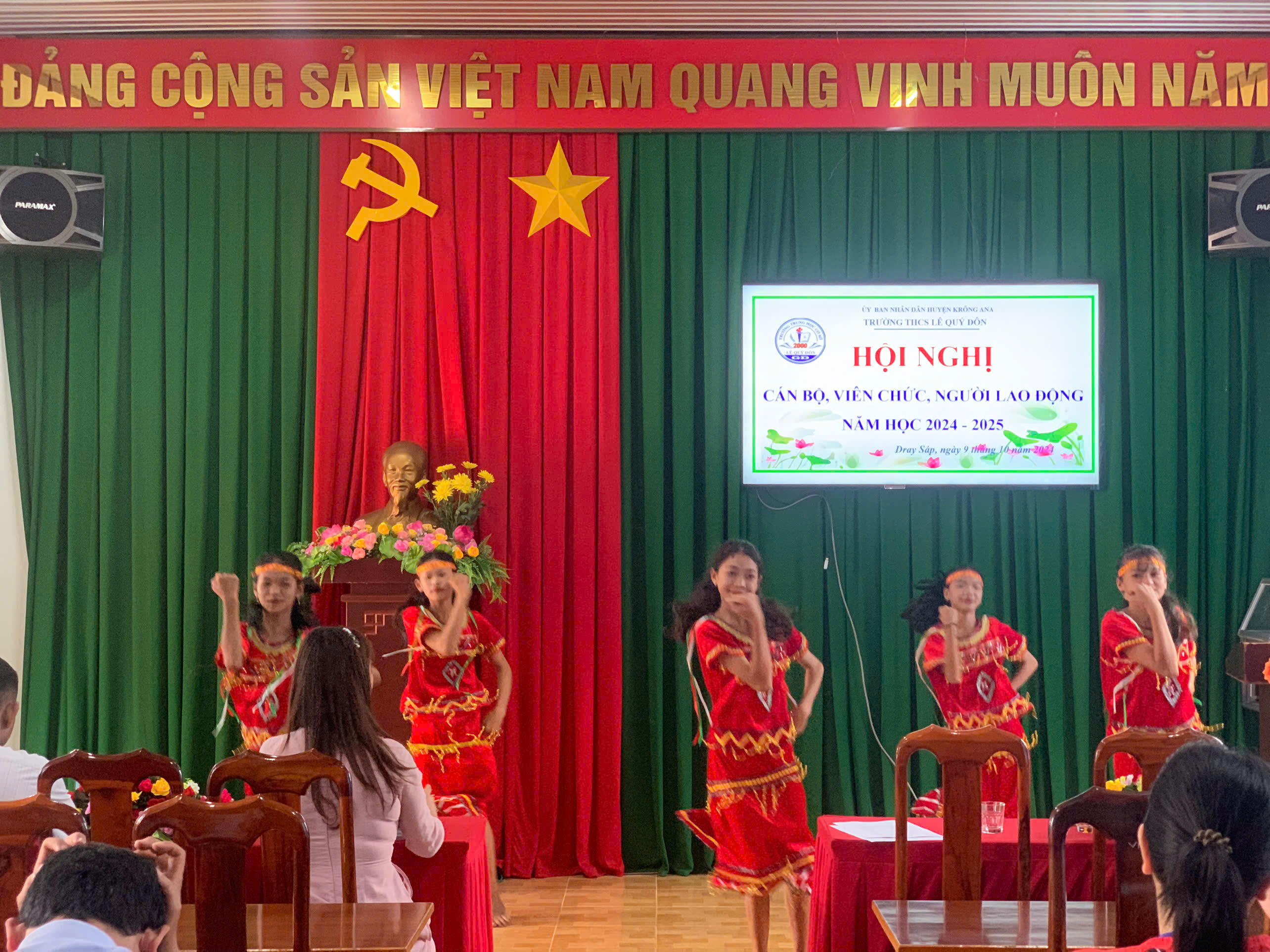 z5930853853940_15e27eef98e0833bd3a704d8799cf3f8