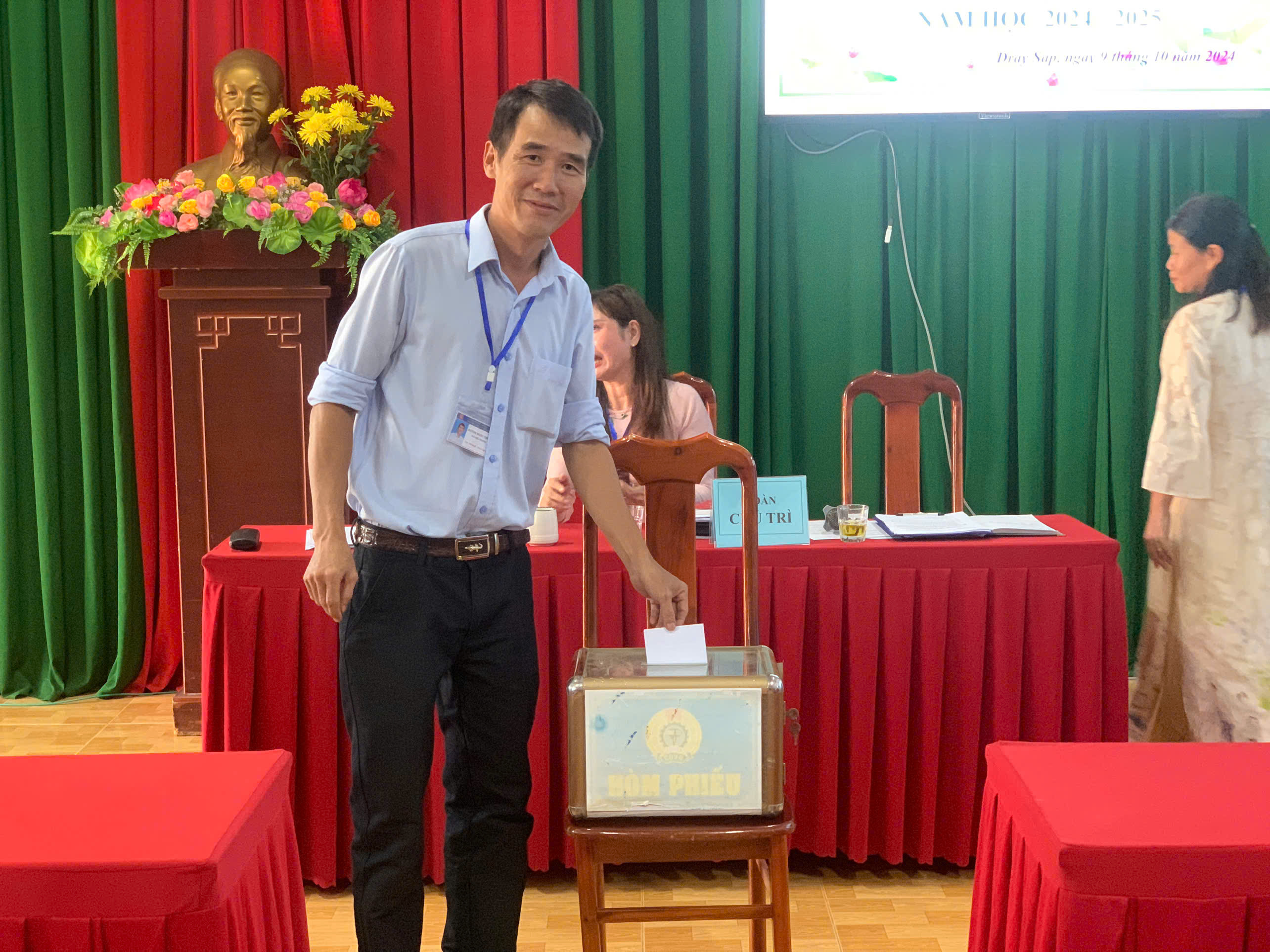 z5930853912067_ba961c75b54784f3648b500a6fdd509f